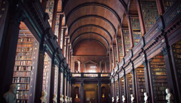 Trinity College Book of Kells Book of Kells