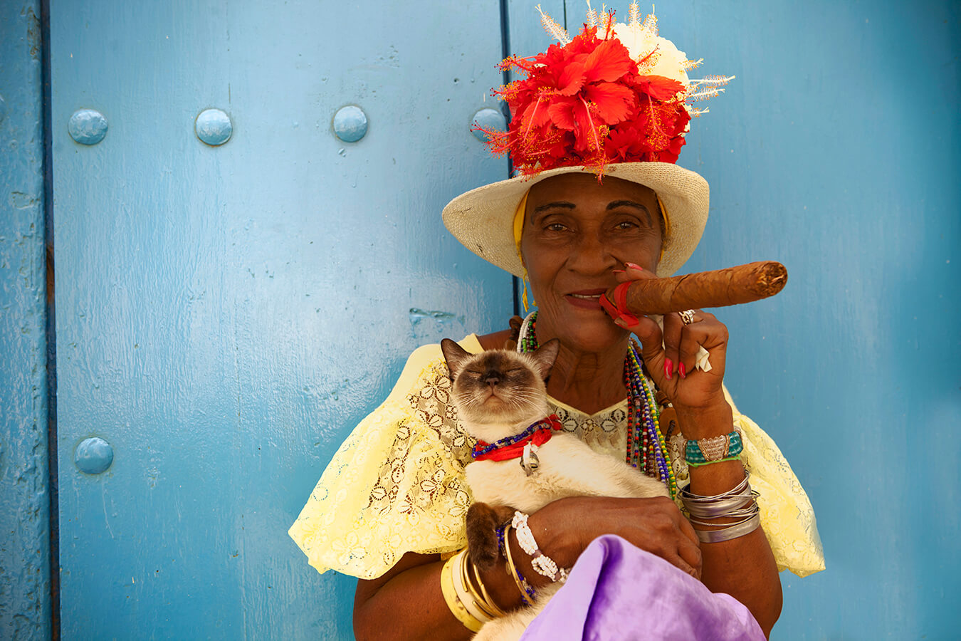 Cuban Woman_RGB_iS_16480422_sm